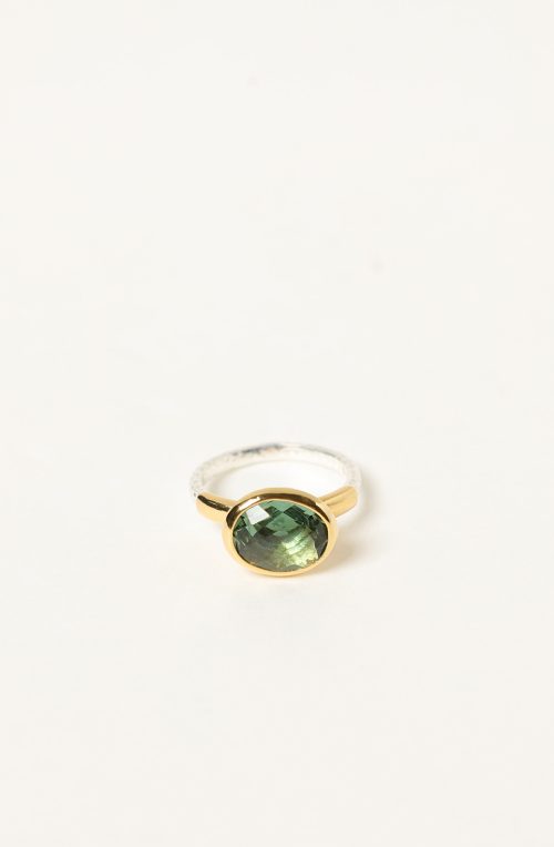 Anello bicolor con quarzo verde
